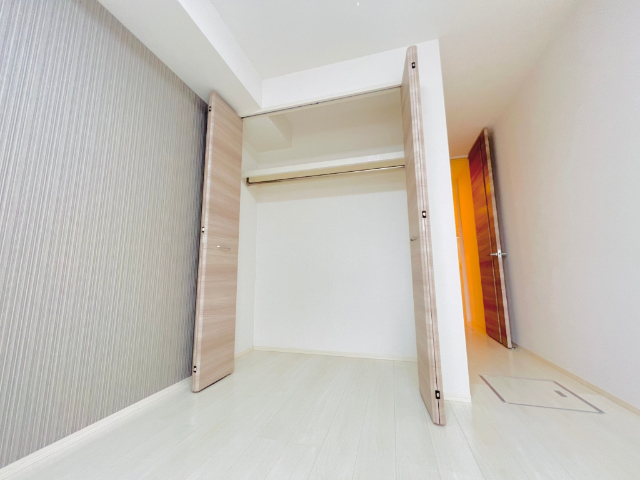 収納　同一建物内１０３号室内装写真転載