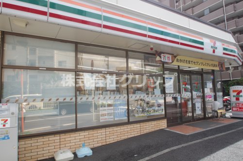 コンビニ　セブンイレブン 横浜中央2丁目店（コンビニ）まで453m