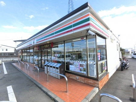コンビニ　セブンイレブン前橋元総社蒼海店（コンビニ）まで450m