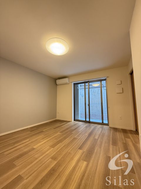 居室・リビング　同仕様