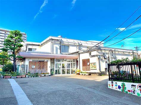 幼稚園・保育園　尼崎市立 立花西児童ホーム（幼稚園・保育園）まで367m