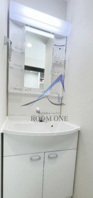 洗面設備　洗面台です。