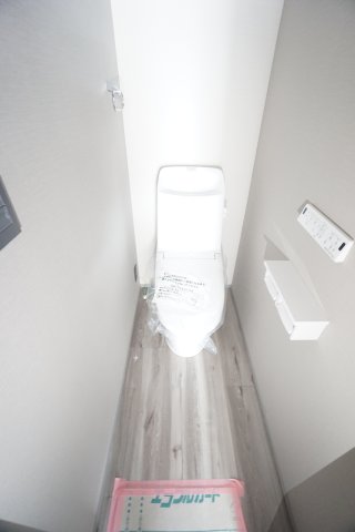 トイレ　※建設中の写真です。
