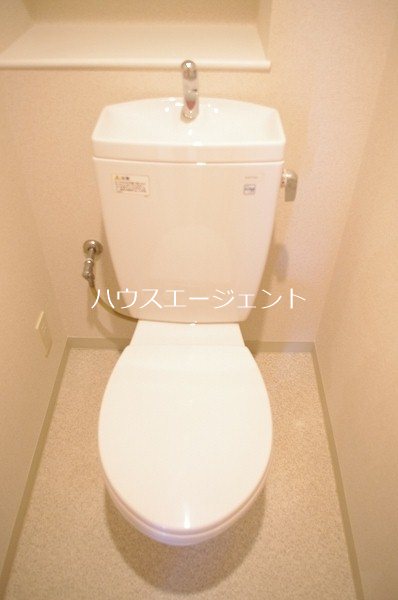 トイレ　清潔感のあるトイレ。※参考画像