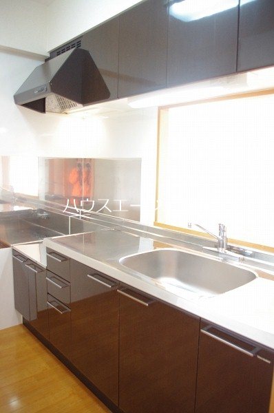 キッチン　2口ガスコンロ設置可能です。※参考画像