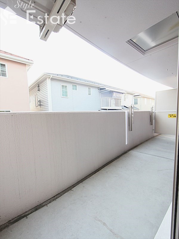 バルコニー　バルコニー