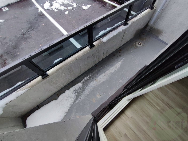 バルコニー　バルコニーが付いていますので一息ついてみてはいかがですか。