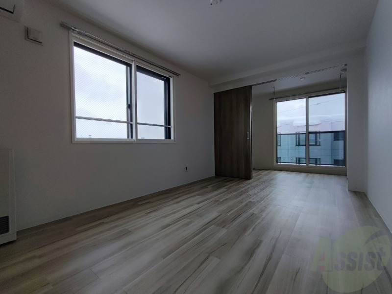 居室・リビング　広くてキレイなお部屋が広がっていて、充実した生活が送れそう。