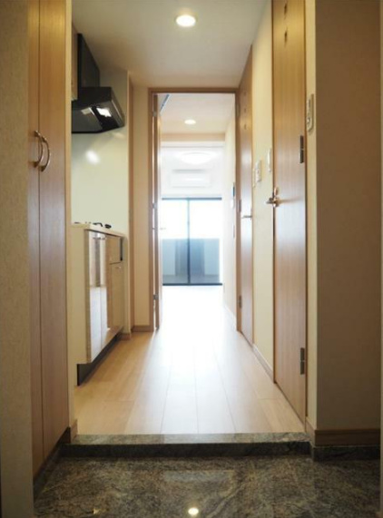 玄関　ルーブル大森西　※同間取り別部屋