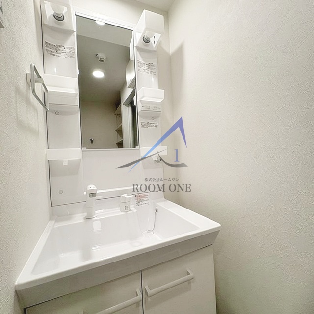 洗面設備　洗面台です。