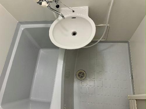 バス・シャワールーム　バス・トイレ別です。