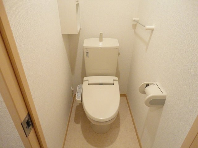 トイレ　ゆったりとした空間のトイレです