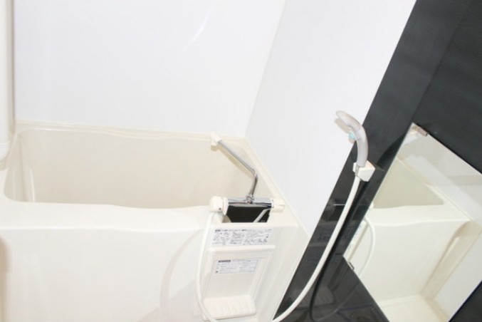 バス・シャワールーム　清潔な浴室！