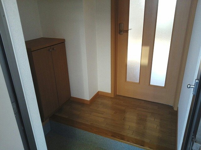 玄関　明るい玄関です