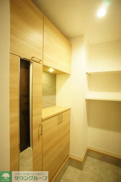 玄関　★お部屋探しは株式会社タウンハウジング東京まで★