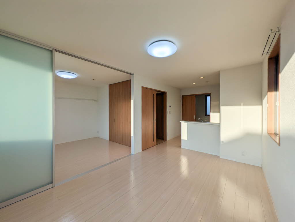 キッチン　コンパクトなキッチンで掃除もラクラク