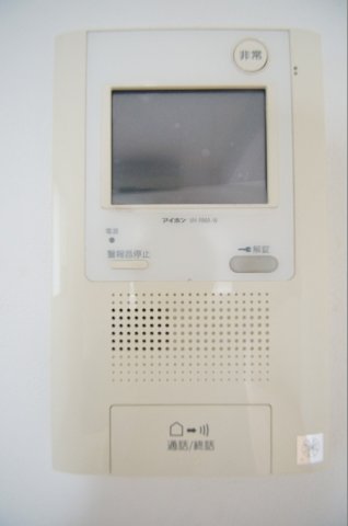 セキュリティ　来訪者が確認できる女性に安心の「TVモニターホン」ｇ