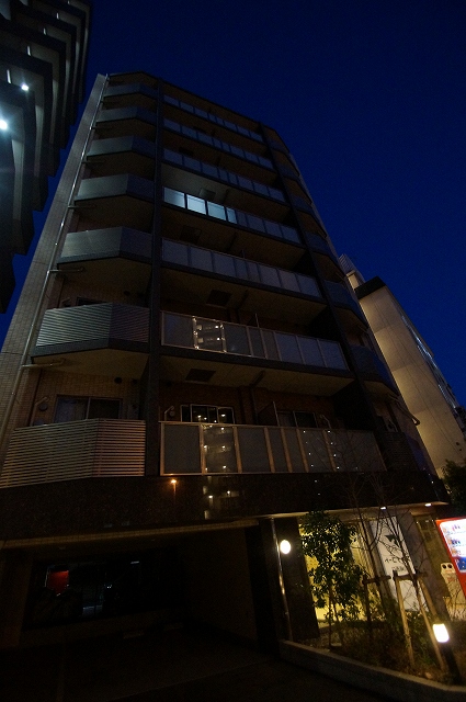 建物外観　川崎駅西口から徒歩７分の好立地です。