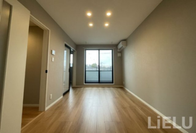 居室・リビング　同シリーズ物件のモデルルームになります※現況優先