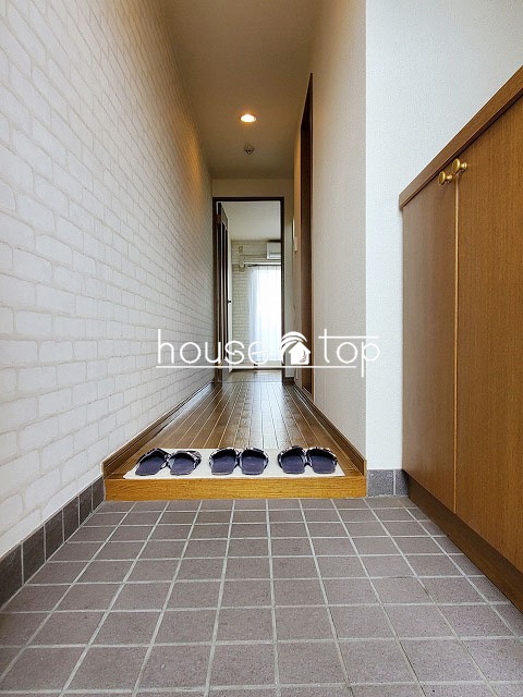 玄関　シューズボックス完備