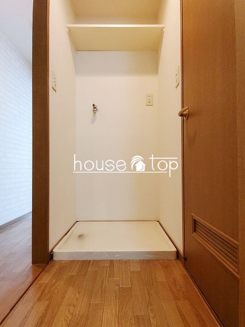 その他設備　脱衣場に洗濯機が設置可能