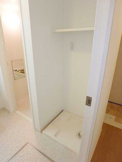 その他設備　【南向きの明るいお部屋♪】