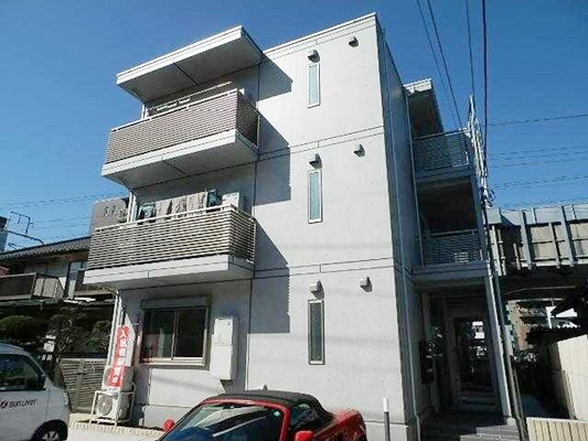 建物外観　【南向きの明るいお部屋♪】