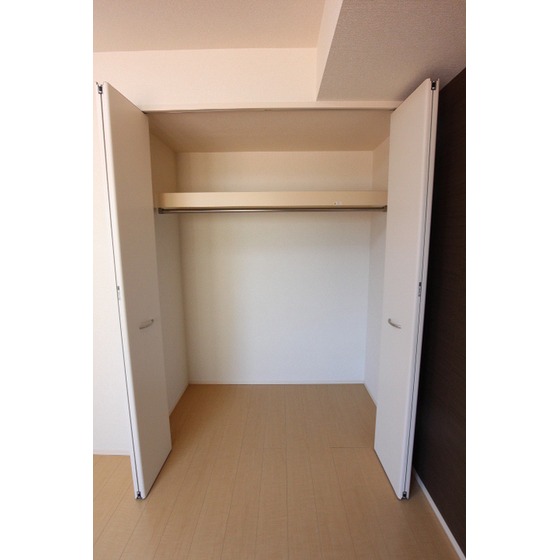 収納　洋室　６帖