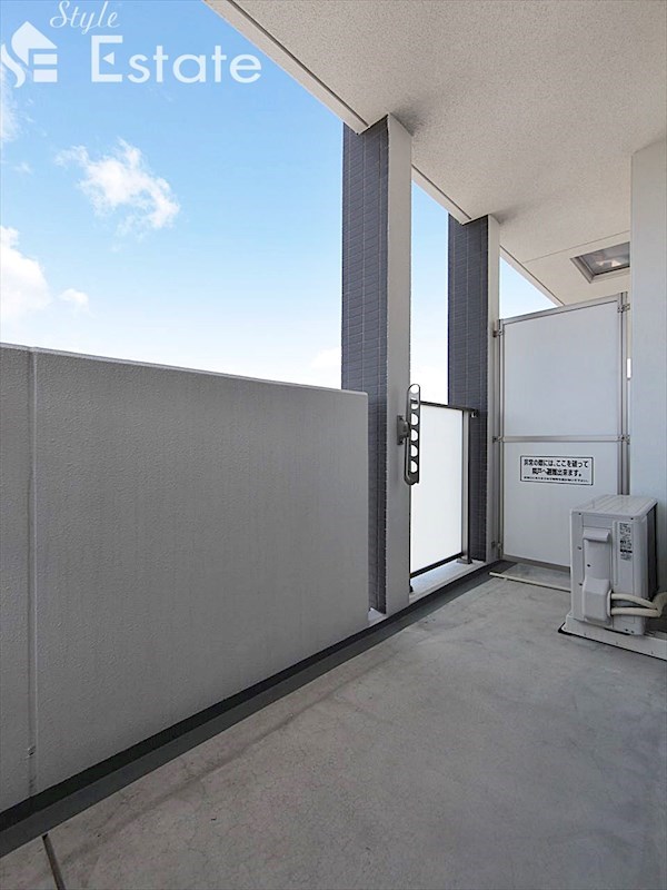 バルコニー　バルコニー