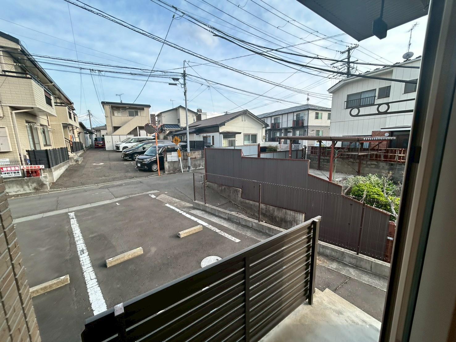 バルコニー　洗濯物が干せるテラスです