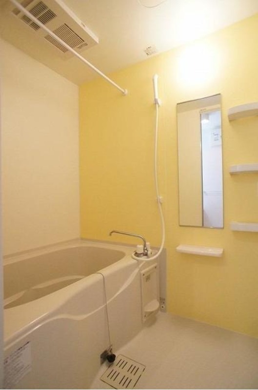 バス・シャワールーム　図面と現状に相違がある場合には現状を優先