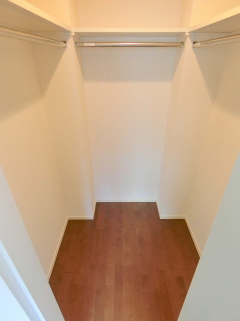 収納　★たっぷり収納可能なウォークインクローゼット★