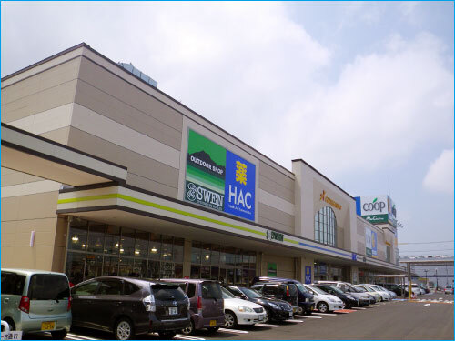 ホームセンター　SWENクロスガーデン富士中央店（ホームセンター）まで571m