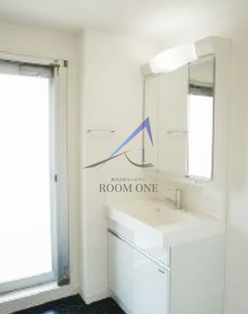 洗面設備　洗面台です。