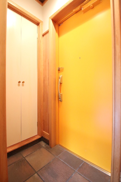 玄関　※参考写真のため現況優先です。