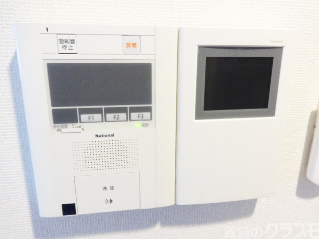 セキュリティ　モニター付きインターホン！防犯面もしっかりしています！