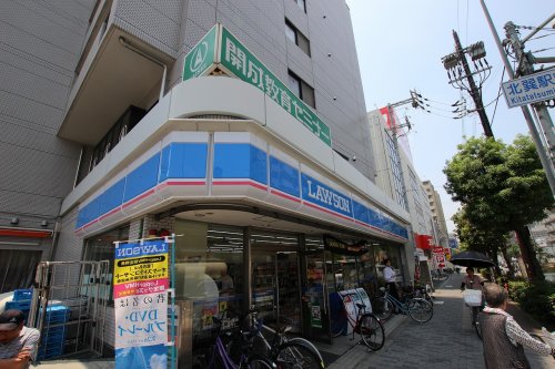 コンビニ　ローソン 巽中一丁目店（コンビニ）まで998m