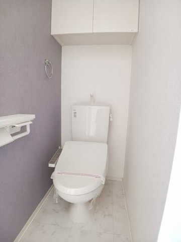 トイレ　清潔感のあるトイレです