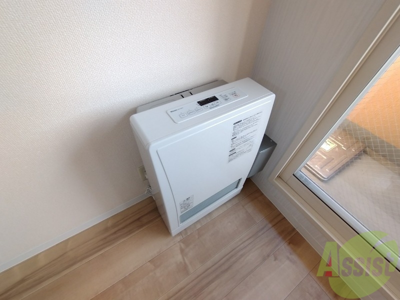 その他設備　暖房はガスＦＦです。寒い冬も暖かく過ごせます！