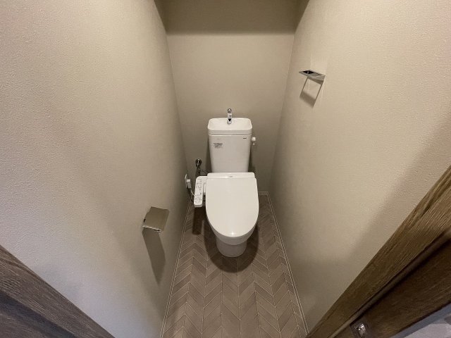 トイレ　落ち着いたトイレです