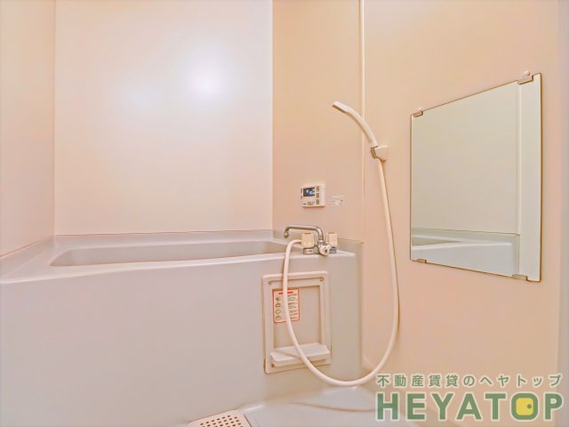 バス・シャワールーム　追焚き機能付きでいつでもあったかお風呂