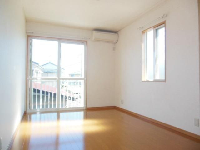 その他部屋・スペース　★二面採光の明るいお部屋です★