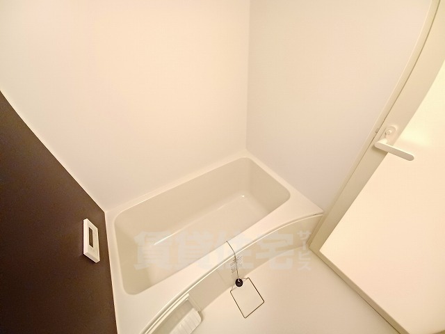 バス・シャワールーム　同マンション別部屋写真