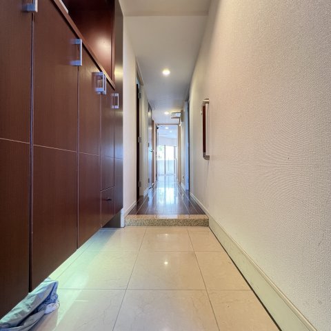 玄関　同仕様タイプです