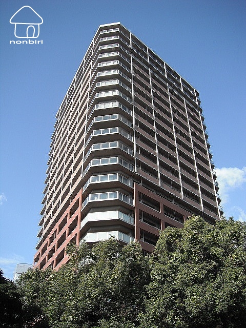 建物外観　この外観は知っていますよね！