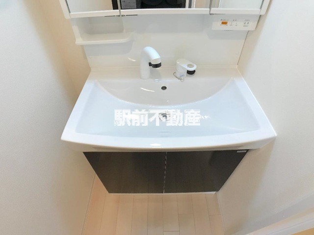 洗面設備　写真は同タイプ別物件