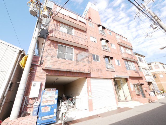 建物外観　落ち着いた雰囲気の外観です