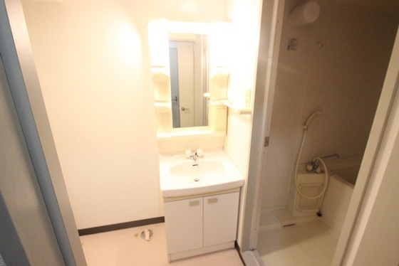 洗面設備　※別部屋の写真です