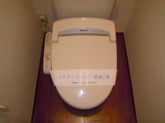 トイレ　コンパクトで使いやすいトイレです　※参考写真です