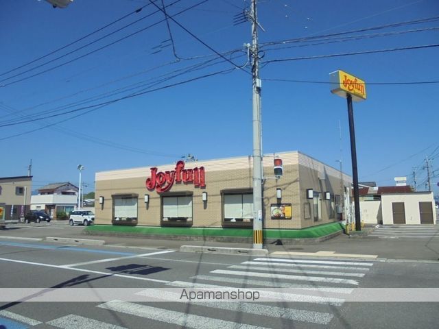 飲食店　ジョイフル日向江良店（飲食店）まで742m